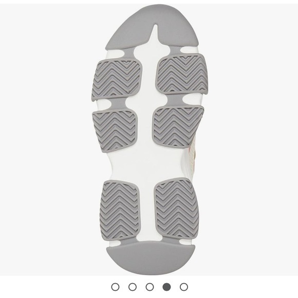 Steve Madden Women's Possession Sneaker‎ - Picture 8 of 13